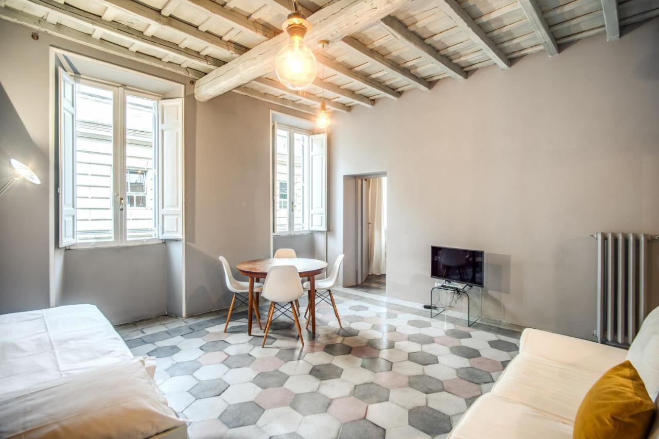 Stylish And Spacious Apartment Next To The Colosseum Рим Экстерьер фото