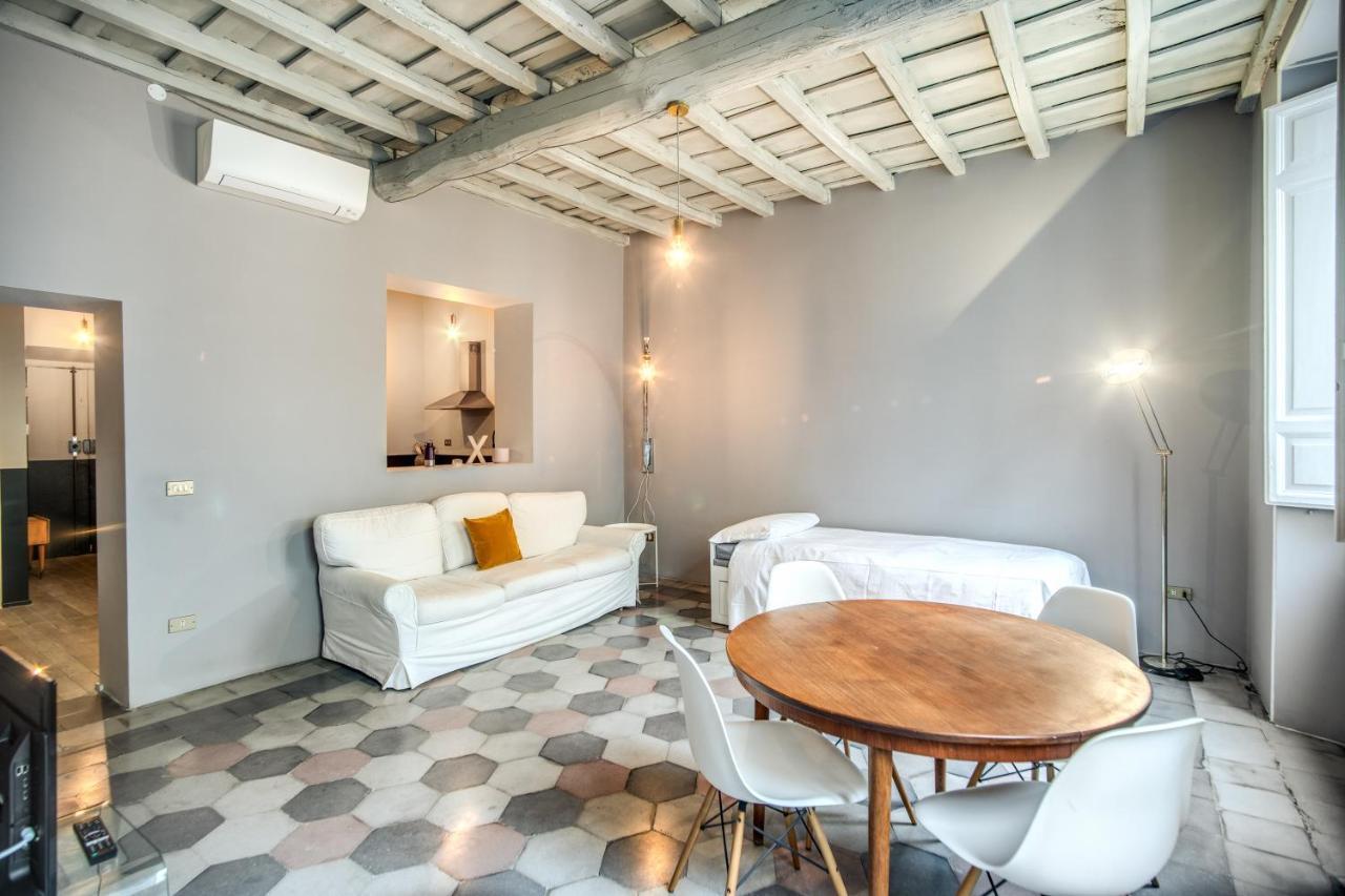 Stylish And Spacious Apartment Next To The Colosseum Рим Экстерьер фото